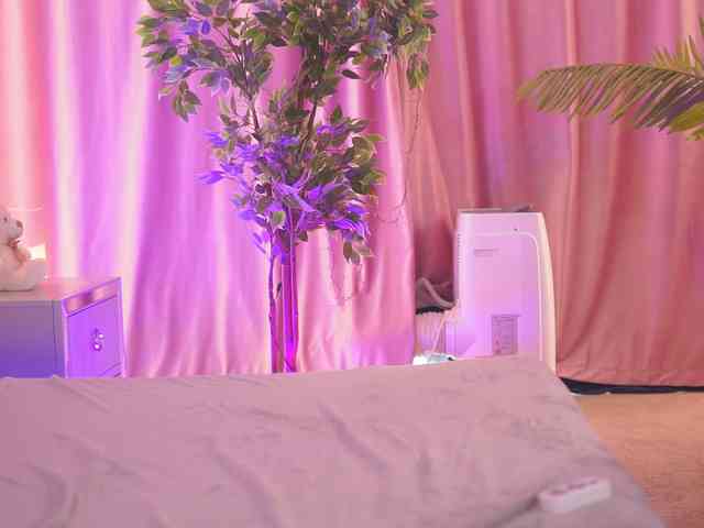 ZennySings webcam