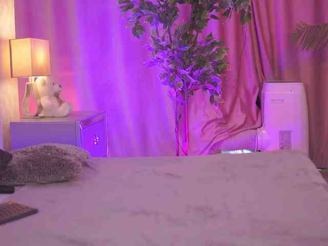 ZennySings webcam