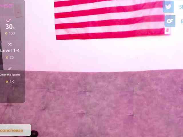 Lilbacon webcam