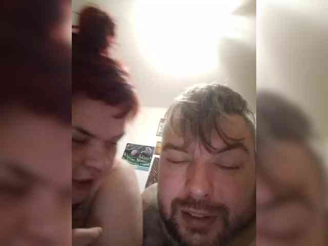AliceFoxy777 webcam