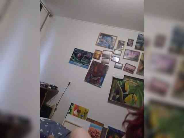 AliceFoxy777 webcam