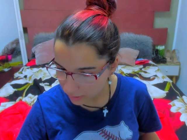 Sarahlluna webcam