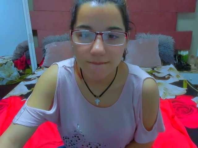 Sarahlluna webcam