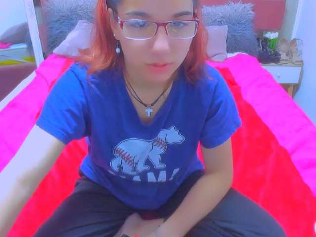 Sarahlluna webcam