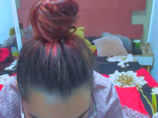 Sarahlluna webcam