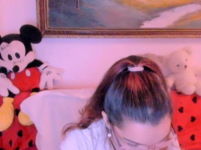 Sarahlluna webcam