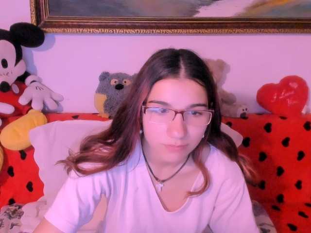 Sarahlluna webcam