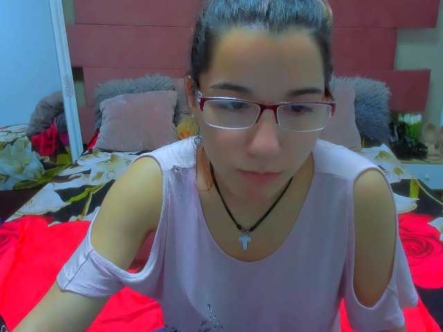Sarahlluna webcam
