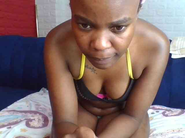 Prettylittlemuffin webcam