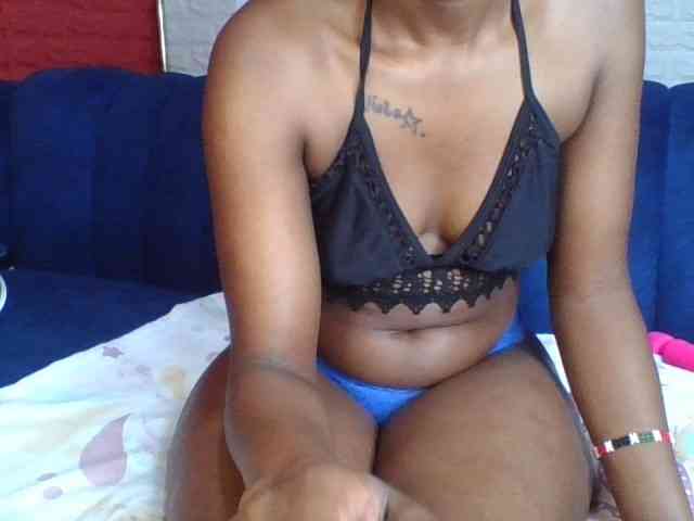 Prettylittlemuffin webcam