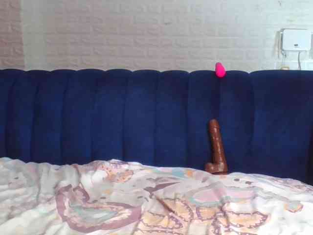 Prettylittlemuffin webcam