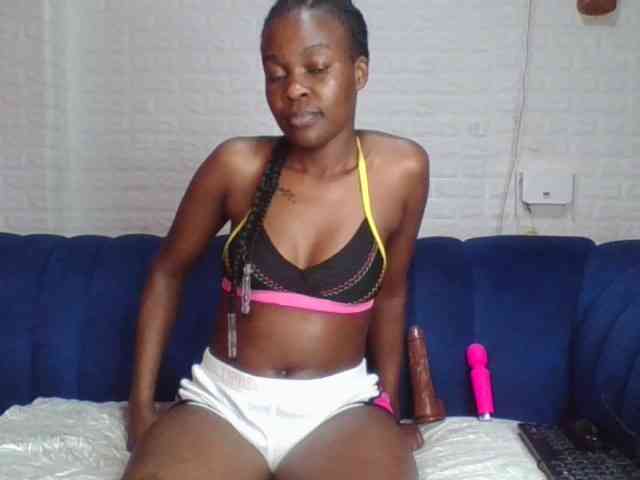 Prettylittlemuffin webcam