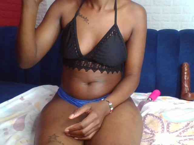 Prettylittlemuffin webcam