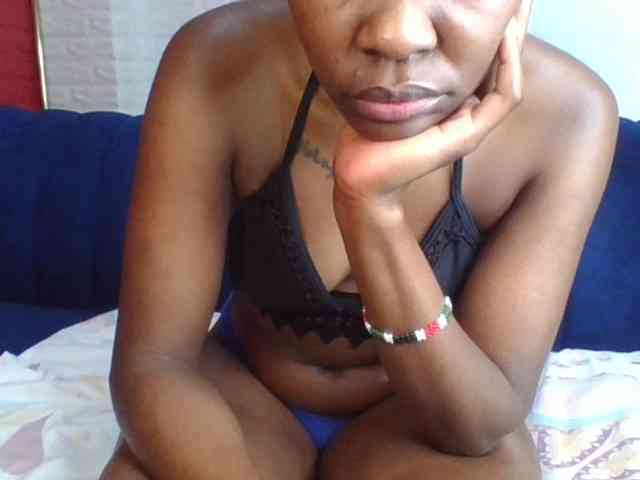 Prettylittlemuffin webcam