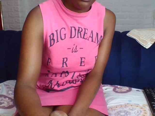 Prettylittlemuffin webcam