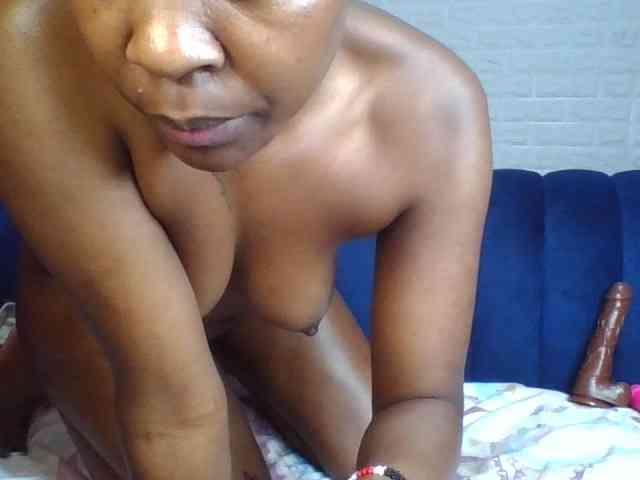 Prettylittlemuffin webcam