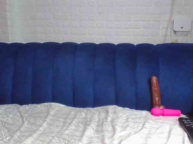 Prettylittlemuffin webcam