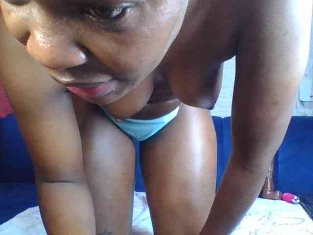 Prettylittlemuffin webcam