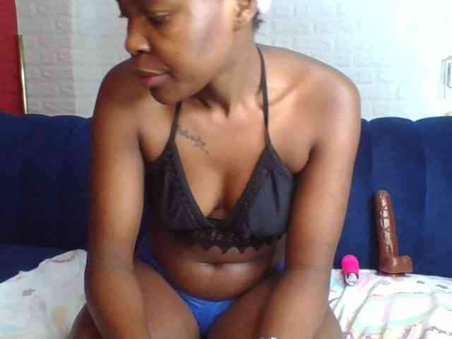 Prettylittlemuffin webcam