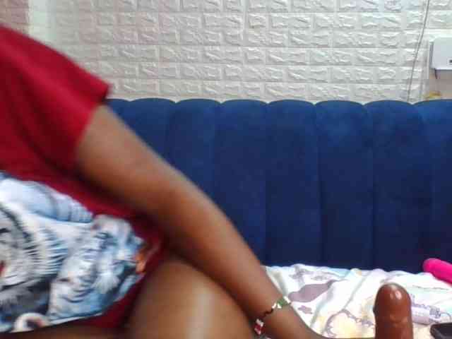 Prettylittlemuffin webcam