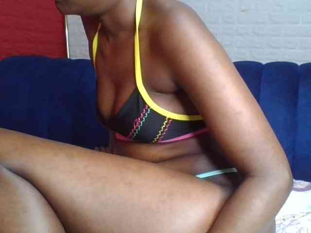 Prettylittlemuffin webcam