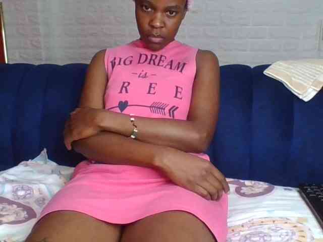 Prettylittlemuffin webcam