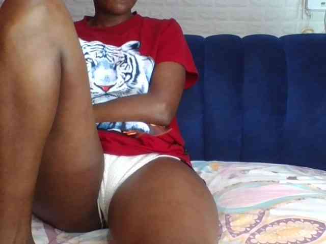 Prettylittlemuffin webcam