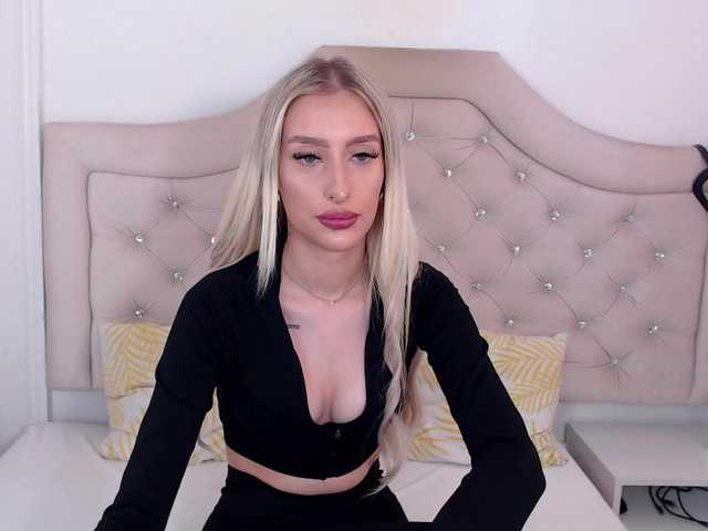 NatalieFlirt webcam