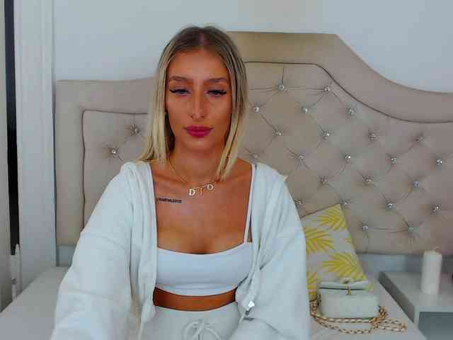NatalieFlirt