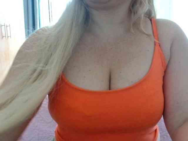 sexymommy77 webcam