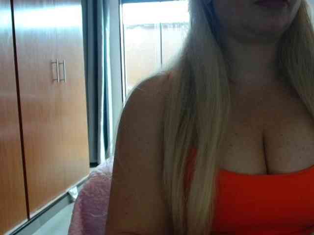 sexymommy77 webcam