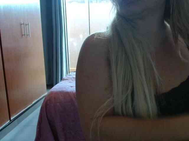 sexymommy77 webcam