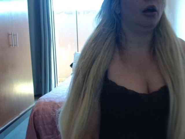 sexymommy77 webcam