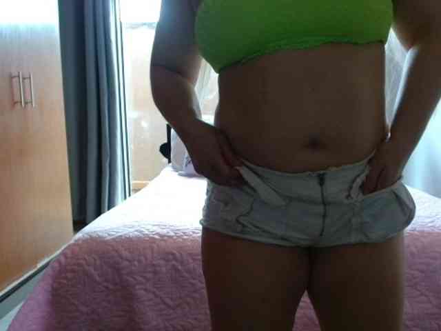 sexymommy77 webcam