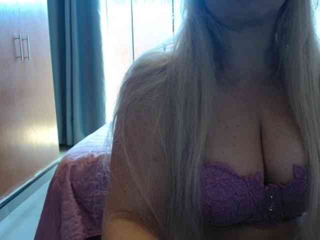 sexymommy77 webcam
