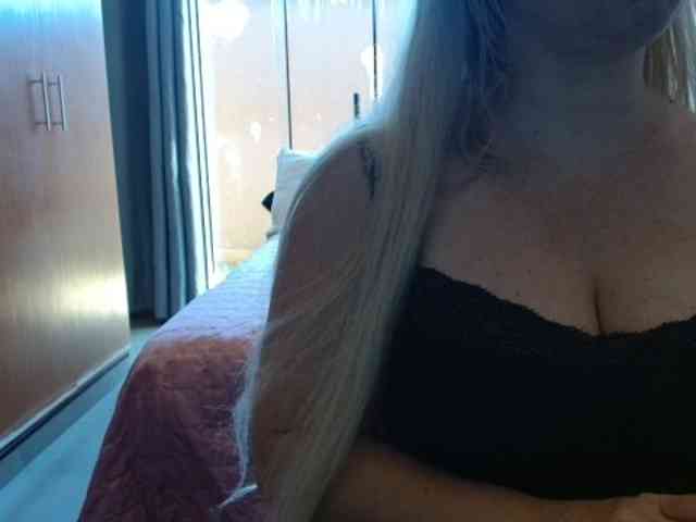 sexymommy77 webcam