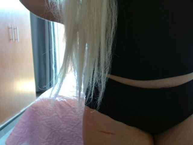 sexymommy77 webcam