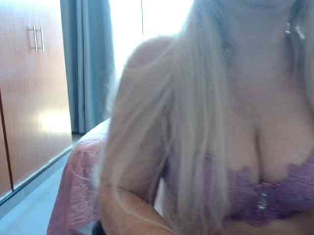 sexymommy77 webcam