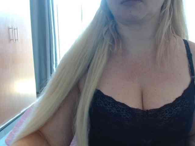 sexymommy77 webcam