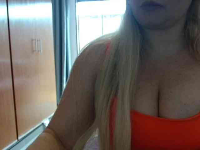 sexymommy77 webcam