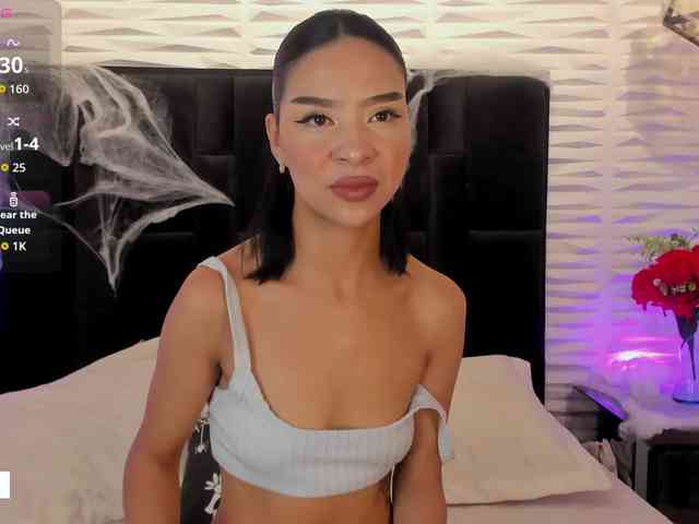 Arianna-moon webcam