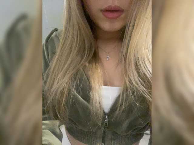JULIE21 webcam