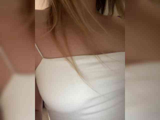 JULIE21 webcam