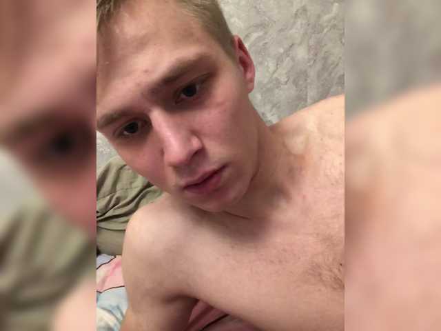 Entra en el chat con el modelo Sonyagasay Sonyagasay