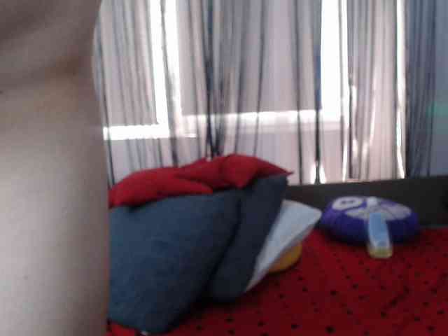 SexyNycolle38 webcam
