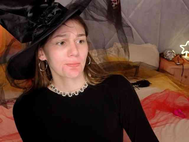 DiamondGoldie webcam