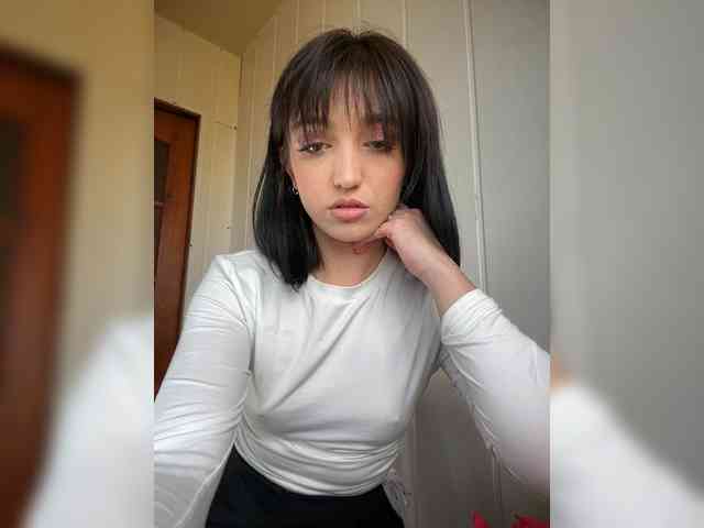 Eva_Moon webcam
