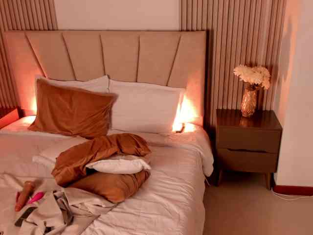 RachellJamess webcam