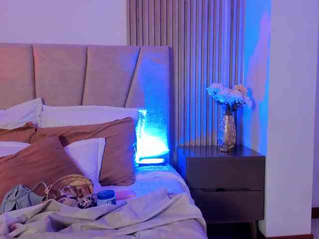 RachellJamess webcam