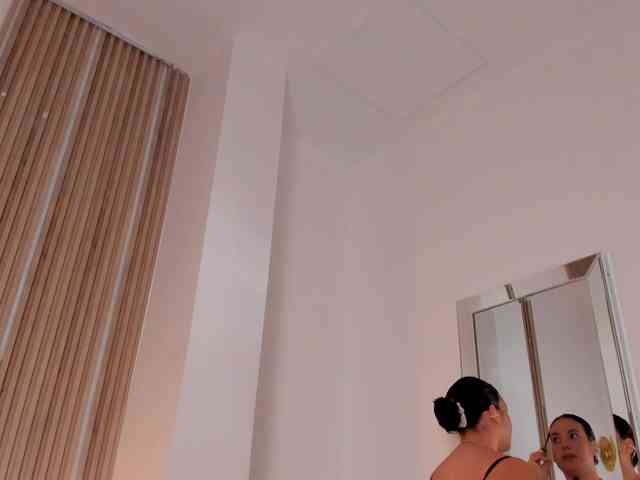 RachellJamess webcam
